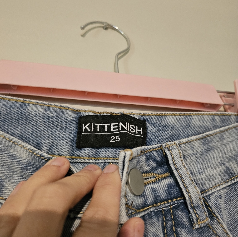 Kittenish Hise Rise Wide Leg Split Hem Retro Denim Jeans Jessie James De… - Picture 6 of 12